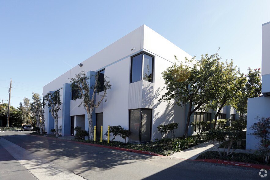 More Photos Of 1932 Eastman Ave, Ventura Unknown For Lease