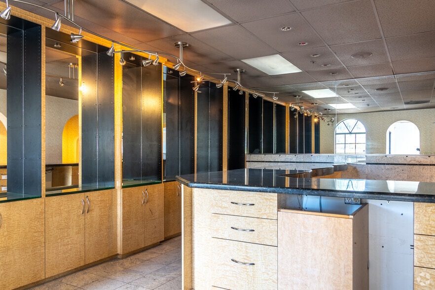 More Photos Of 1113 Alta Ave, Upland Medical For Lease