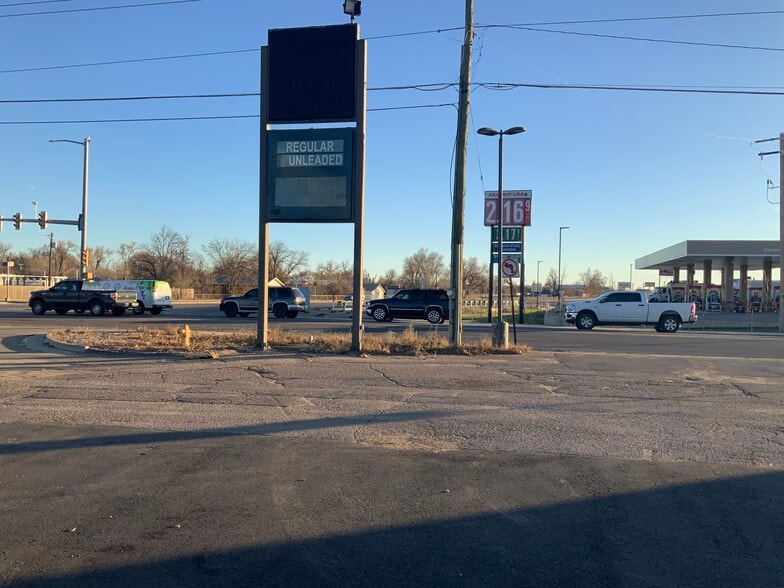 More Photos Of 1011 37th St, Evans Convenience Store For Sale