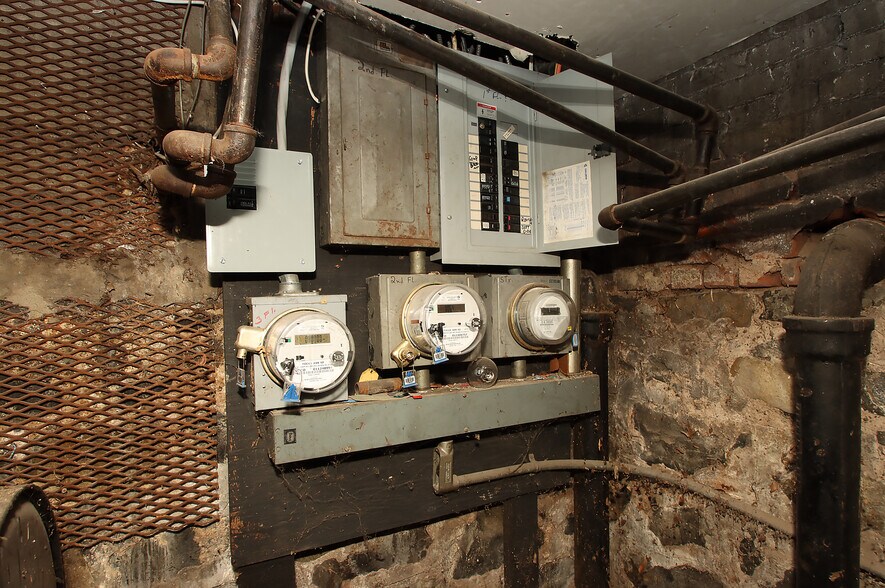 More Photos Of 578 Winchester Ave, New Haven Multifamily For Sale