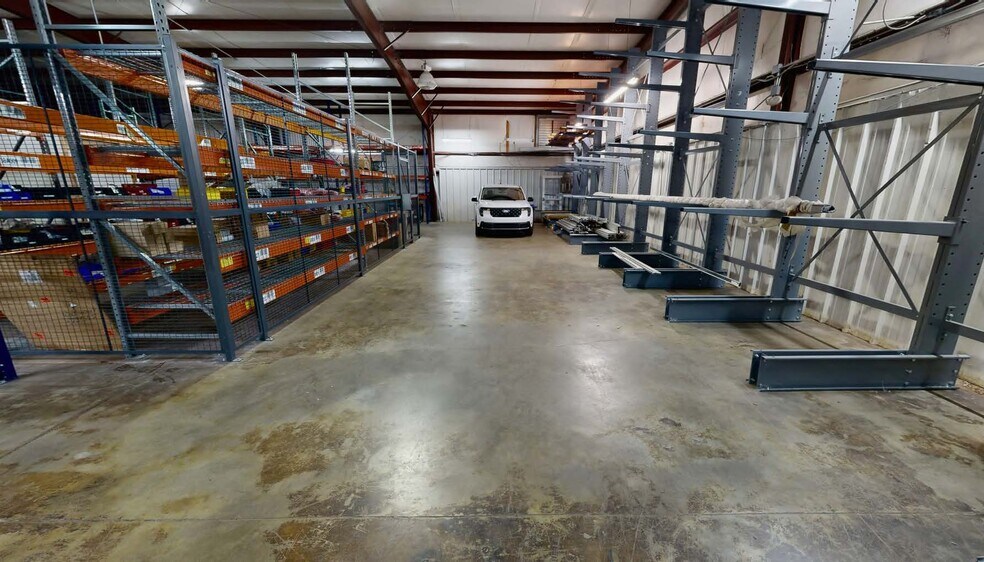 More Photos Of 2763 E Robinson Ave, Springdale Warehouse For Sale