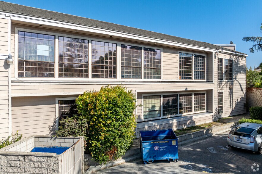 More Photos Of 20042 Beach Blvd, Huntington Beach Loft Creative Space For Sale