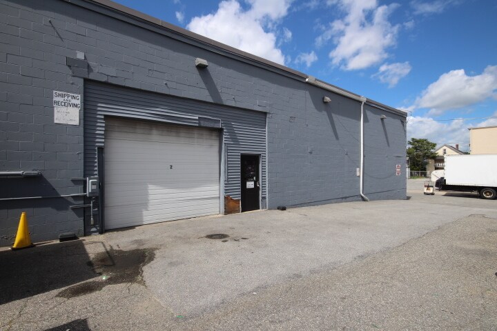 More Photos Of 7 Henry St, Worcester Flex For Lease
