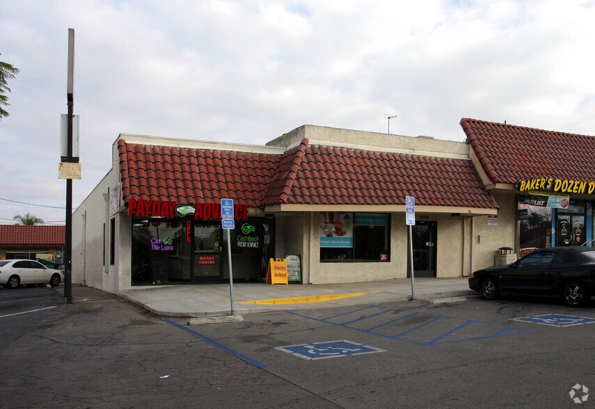Primary Photo Of 325 S Main St, Corona Unknown For Lease