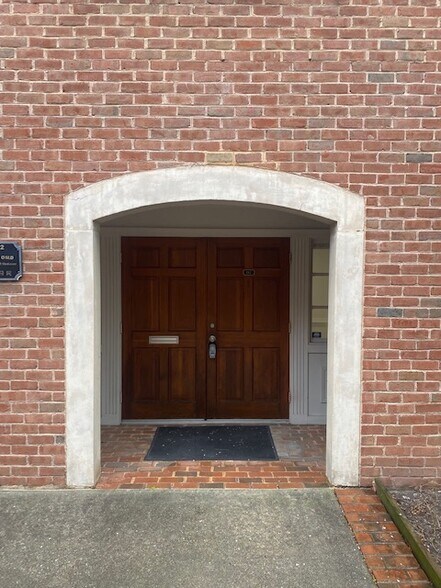 More Photos Of 4216 Evergreen Ln, Annandale Medical For Sale