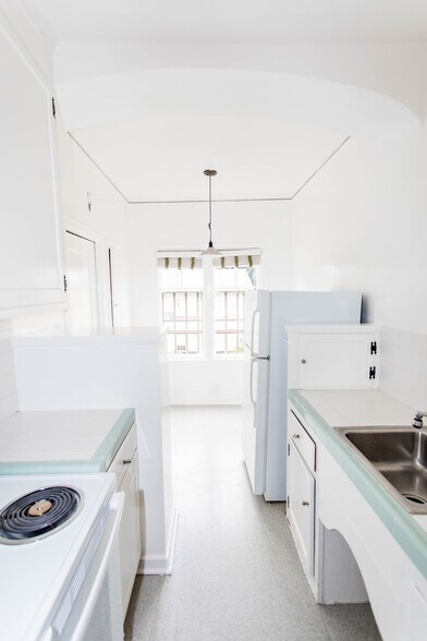 More Photos Of 22 Domingo Ave, Berkeley Apartments For Sale