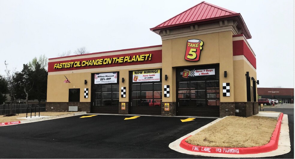 Primary Photo Of 825 Union Rd, Englewood Auto Repair For Sale