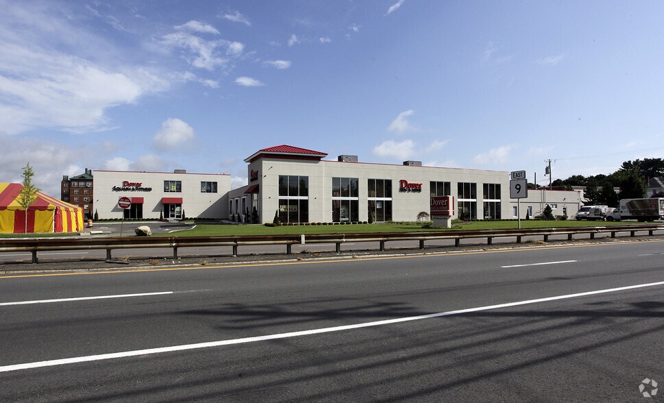 More Photos Of 721 Worcester St, Natick Health Club For Lease