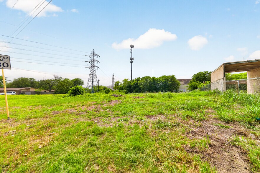 More Photos Of 8100 Melbury Forest, San Antonio Land For Sale