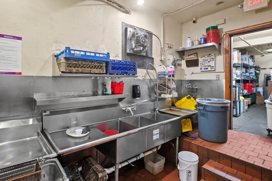 More Photos Of 228 Elk Ave, Crested Butte General Retail For Sale