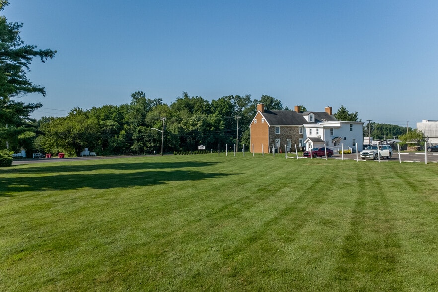 More Photos Of 329 Lincoln Hwy, Fairless Hills Warehouse For Sale