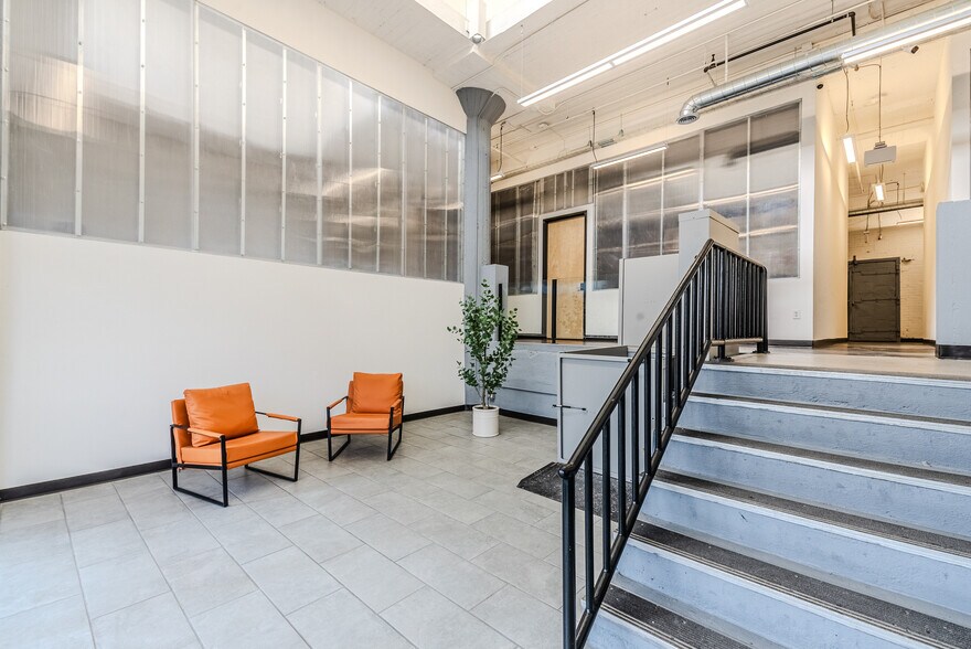 More Photos Of 1601 Magoffin Ave, El Paso Office Residential For Lease