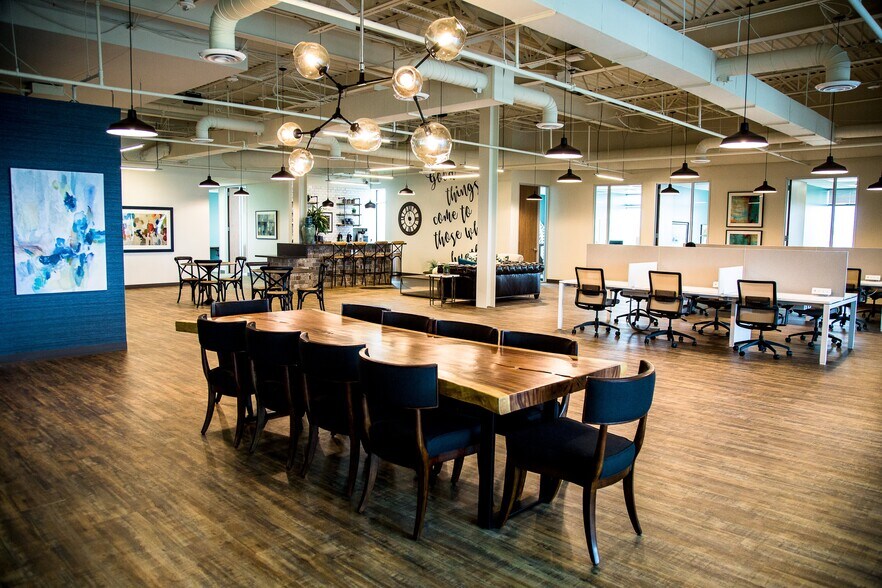More Photos Of 13100 Wortham Center Dr, Houston Coworking Space