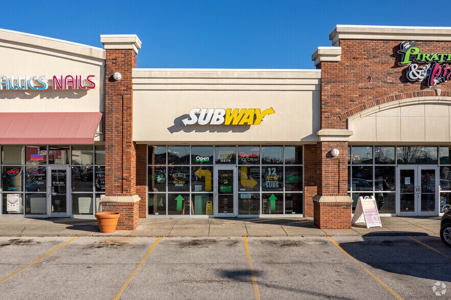 More Photos Of 2551-2587 S 177th Plz, Omaha Storefront Retail Office For Lease