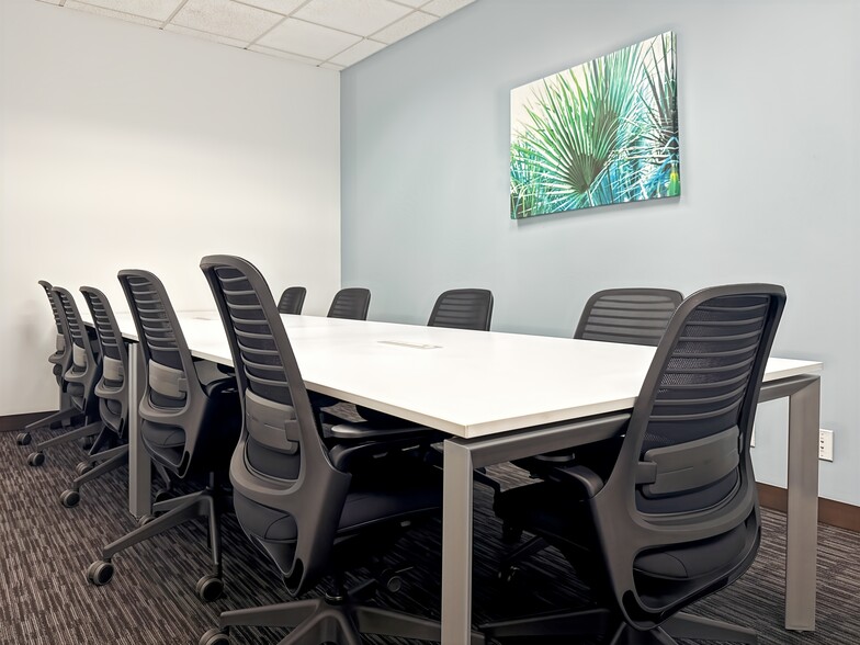 More Photos Of 12100 Wilshire Blvd, Los Angeles Office For Lease