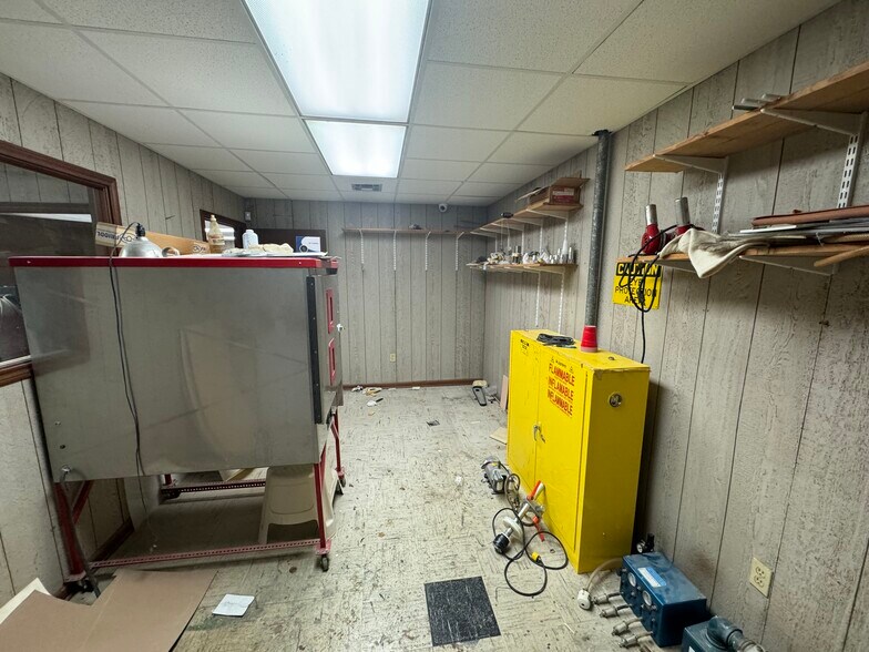 More Photos Of 145 Agnes St, Houma Office Residential For Sale