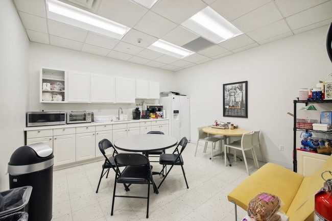 More Photos Of 1150 South Ave, Staten Island Office For Lease