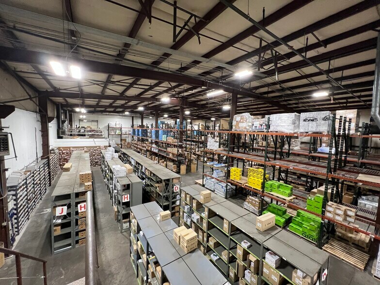 More Photos Of 1150 N Iroquois Ave, Tulsa Manufacturing For Lease