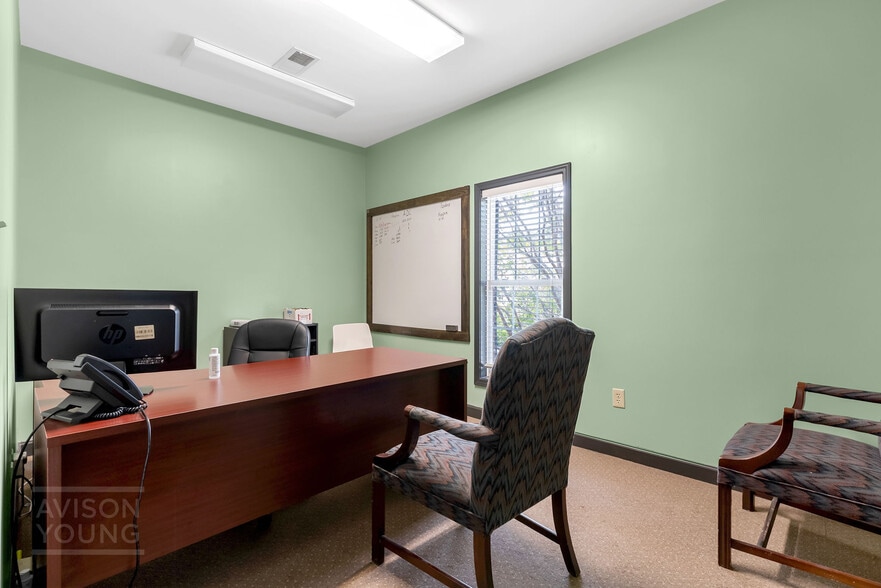 More Photos Of 634 Fairview Rd, Simpsonville Medical For Sale