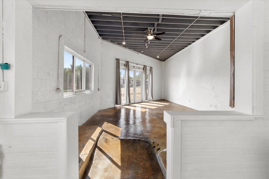 More Photos Of 102 Everson Rd, Everson Storefront For Sale