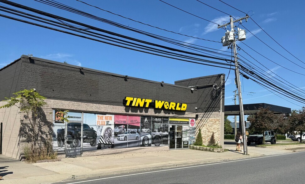 Primary Photo Of 311-313 W Jericho Tpke, Huntington Storefront For Sale