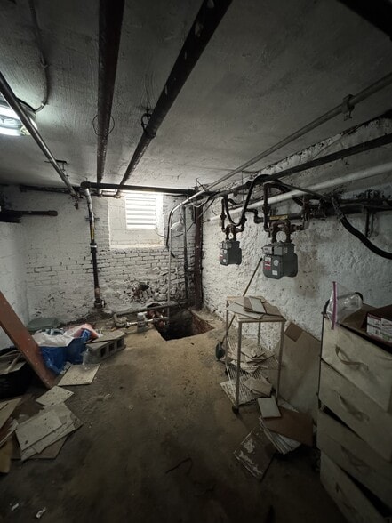 More Photos Of 251 E 236th St, Bronx Apartments For Sale