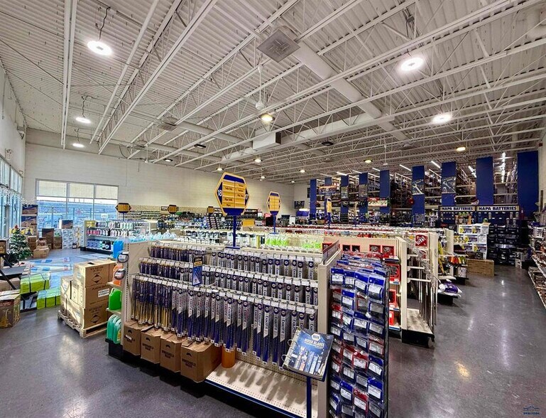 More Photos Of 631 Deadwood Ave, Rapid City Freestanding For Sale