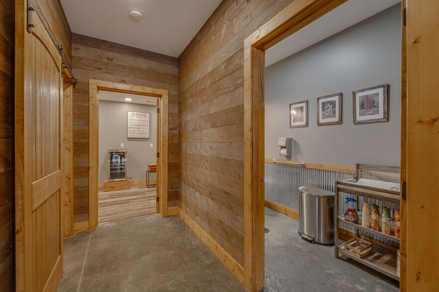 More Photos Of 3804 Russell Rd, Park Hills Specialty For Sale