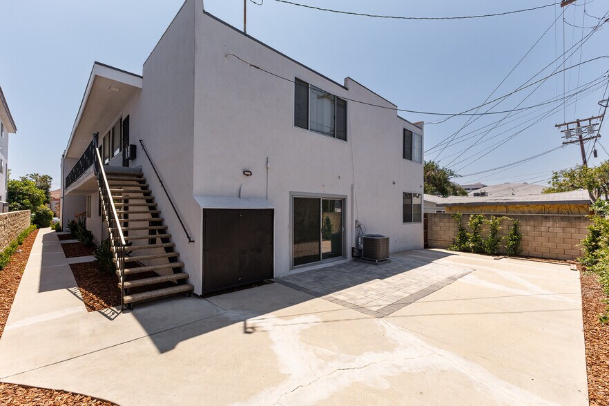 More Photos Of 623 Orange Grove Ave, Glendale Apartments For Sale