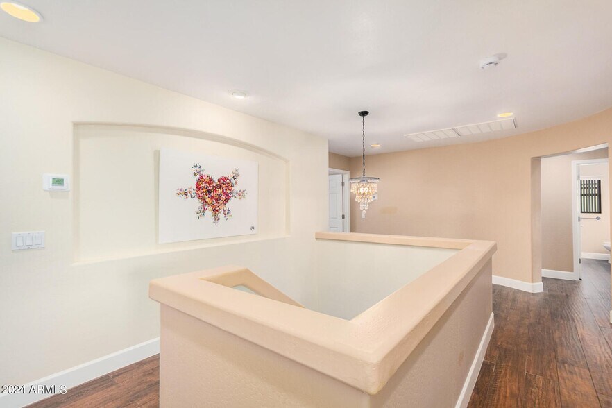 More Photos Of 1330 E Lynx Way, Chandler Specialty For Sale