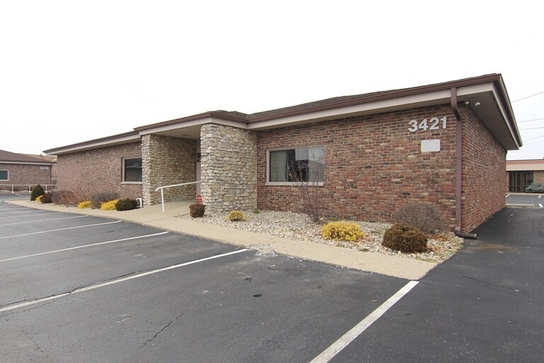 More Photos Of 3421 S Lafountain St, Kokomo Medical For Lease