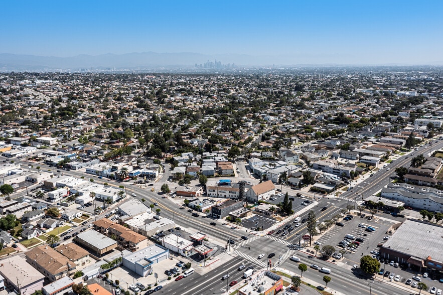 More Photos Of 1029-1033 N La Brea Ave, Inglewood Storefront For Sale