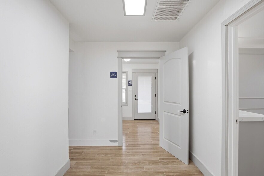 More Photos Of 2250 Colorado Ave, Turlock Healthcare For Sale