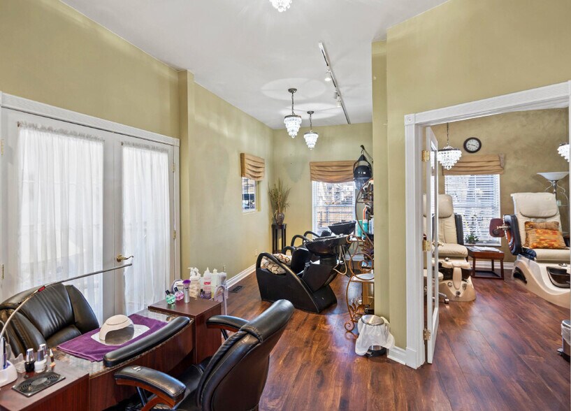 More Photos Of 58540 Van Dyke Ave, Washington Loft Creative Space For Sale