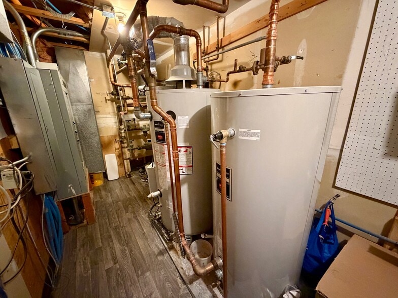 More Photos Of 1150 N Main St, Deer Lodge Hotel For Sale