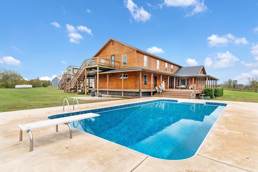 More Photos Of 1204 County Road 215, Berryville Specialty For Sale