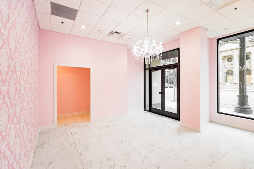 More Photos Of 3439 Woodward Ave, Detroit Apartments For Lease