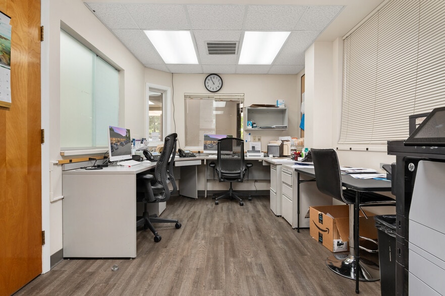 More Photos Of 9650 Santiago Rd, Columbia Medical For Sale