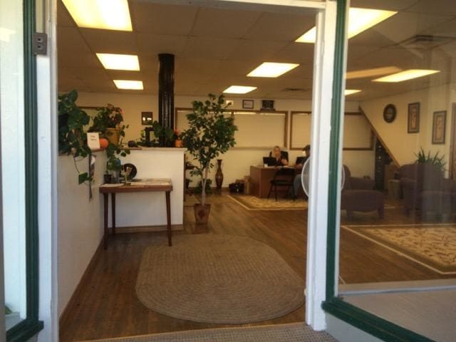 More Photos Of 104 S 2nd St, Okemah Restaurant For Sale