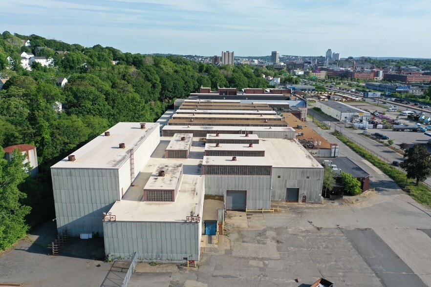 More Photos Of 40-88 Crescent St, Worcester Manufacturing For Lease