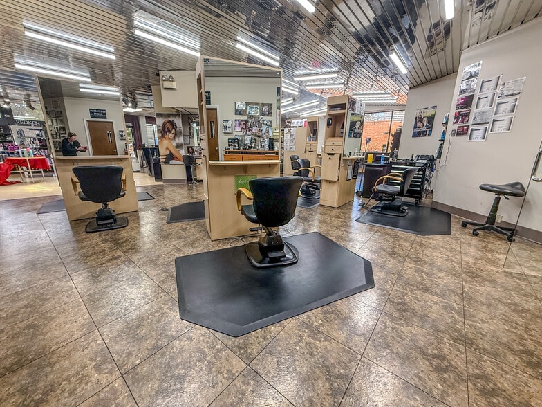 More Photos Of 22335 Exploration Dr, Lexington Park Office For Sale