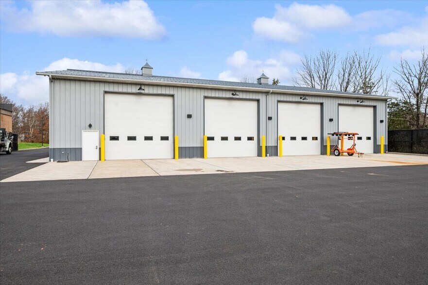 More Photos Of 104 Readington rd, Branchburg Manufacturing For Sale
