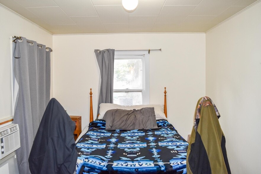 More Photos Of 414 Buchanan St SW, Ronan Apartments For Sale