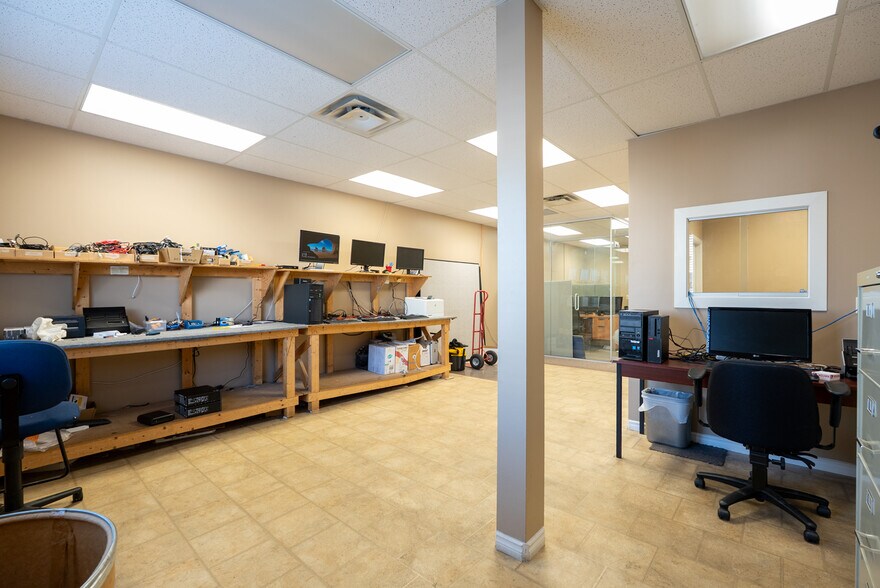 More Photos Of 5492 Production Blvd, Surrey Warehouse For Sale