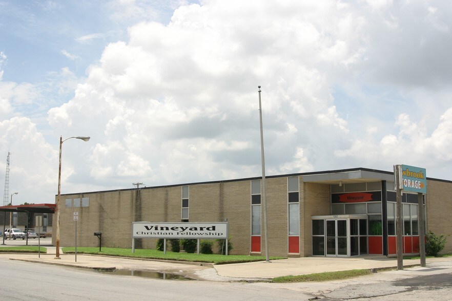 More Photos Of 1302 NW 47th St, Lawton Office For Lease