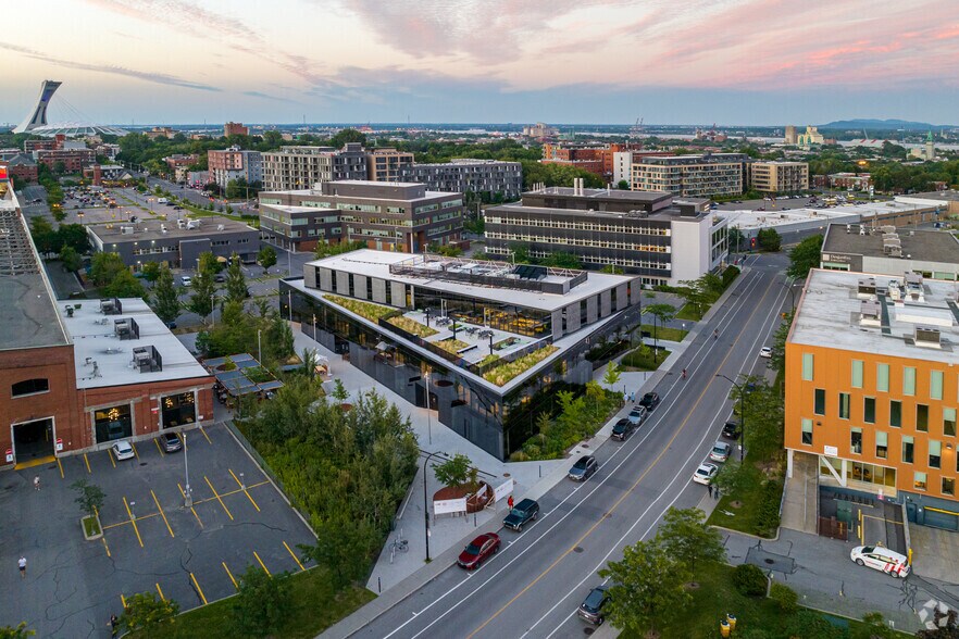 More Photos Of 2600 Rue William Tremblay, Montréal Unknown For Lease