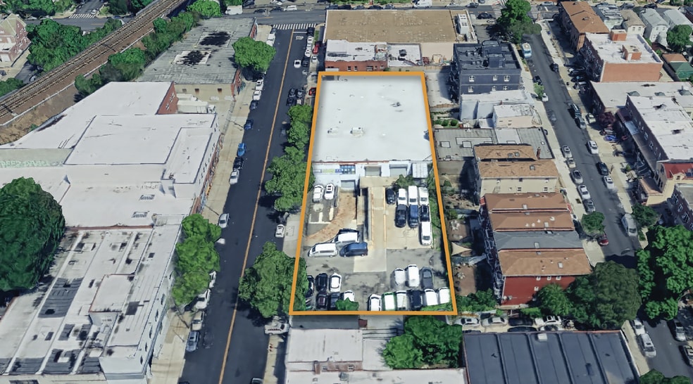 More Photos Of 32-31 57th St, Woodside Warehouse For Lease