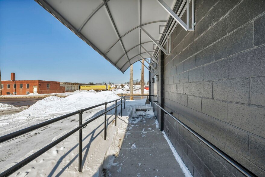 More Photos Of 1025 E Fifth Ave, Columbus Warehouse For Lease