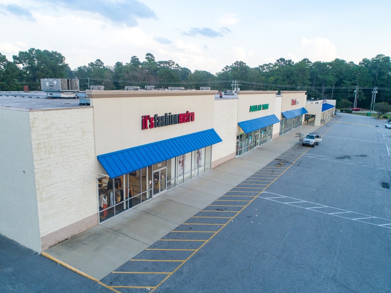 More Photos Of 3616-3650 Ramsey St, Fayetteville Freestanding For Lease