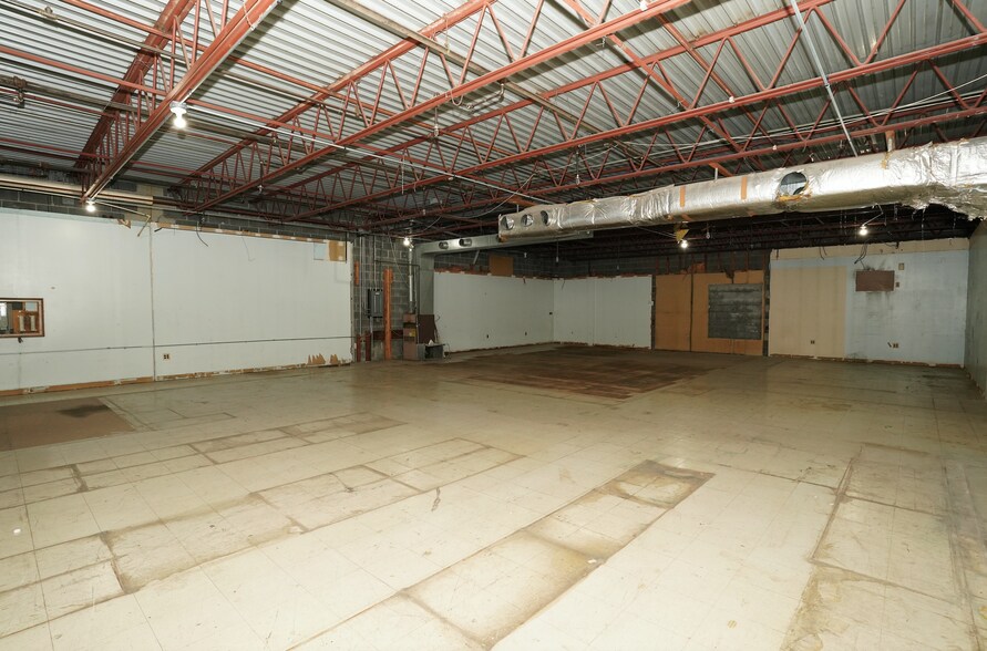 More Photos Of 2100 Felver Ct, Rahway Warehouse For Sale
